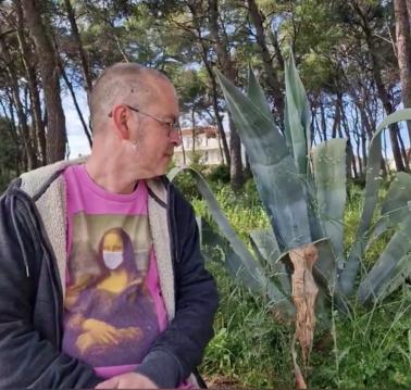 Hrvoje Jurić: Ogavna agava (Simpozij filozofije Pharos)